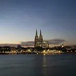 Отель Ameron Regent Кёльн