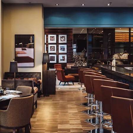 Ameron Regent Hotel 4*