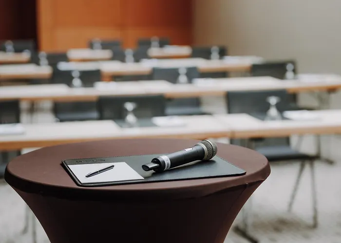 Szálloda Ameron Regent Köln