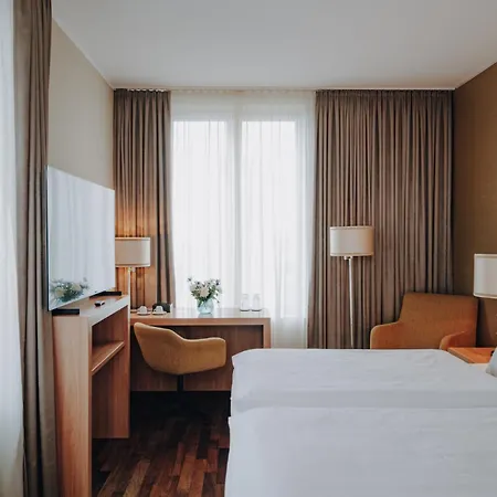 Ameron Regent Hotell 4*