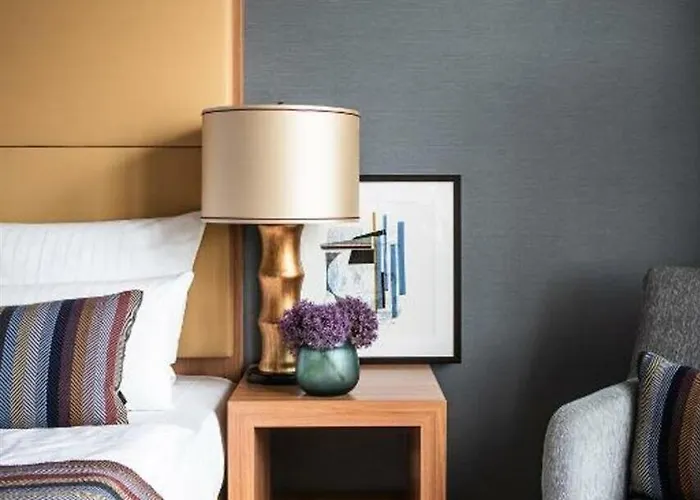 Ameron Regent Hotel 4*